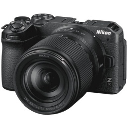 Camara Nikon Z30 Mirrorless + Lente 18-140mm